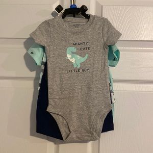 Carter’s baby boys 4 piece outfit set